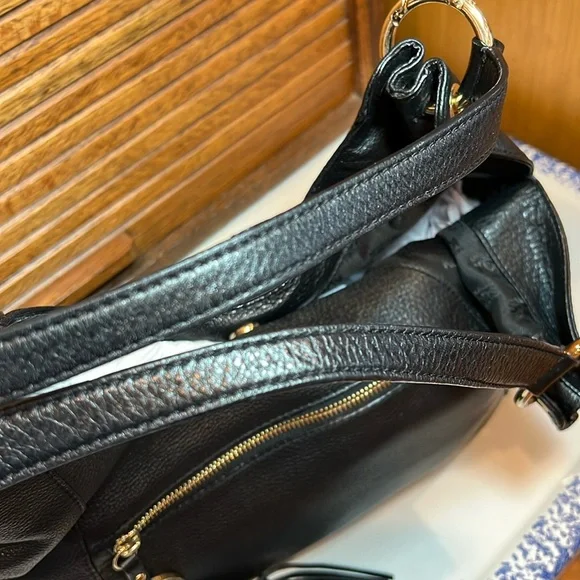 EUC Michael Kors tassel hobo black, pebble leather, satchel shoulder bag - Picture 9 of 17